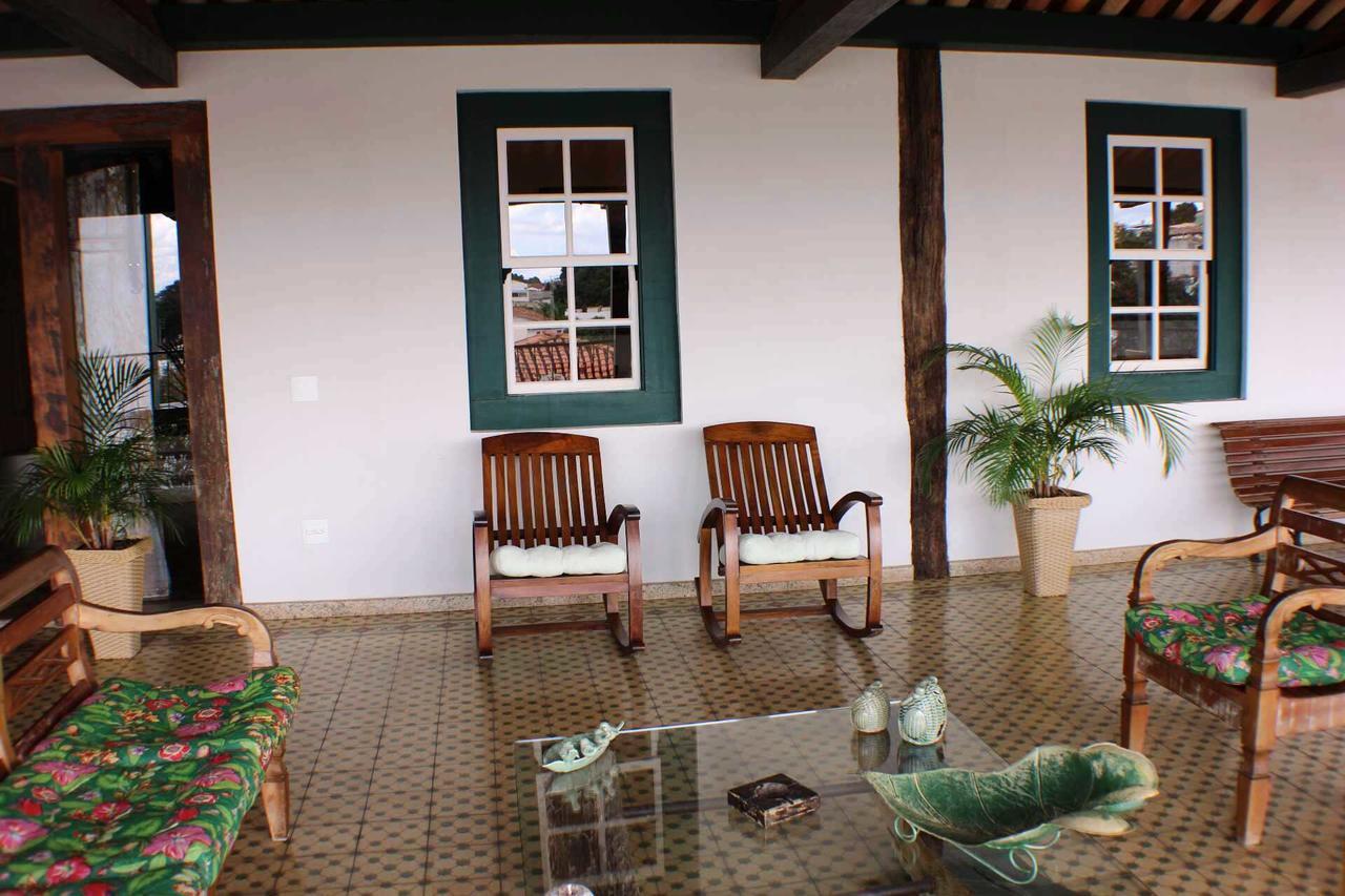 Pousada Monsenhor Vicente Pitangui  Buitenkant foto